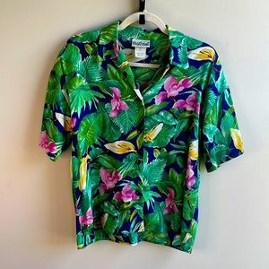 Vintage Women’s Hawaiian Button Down Blouse Size 6